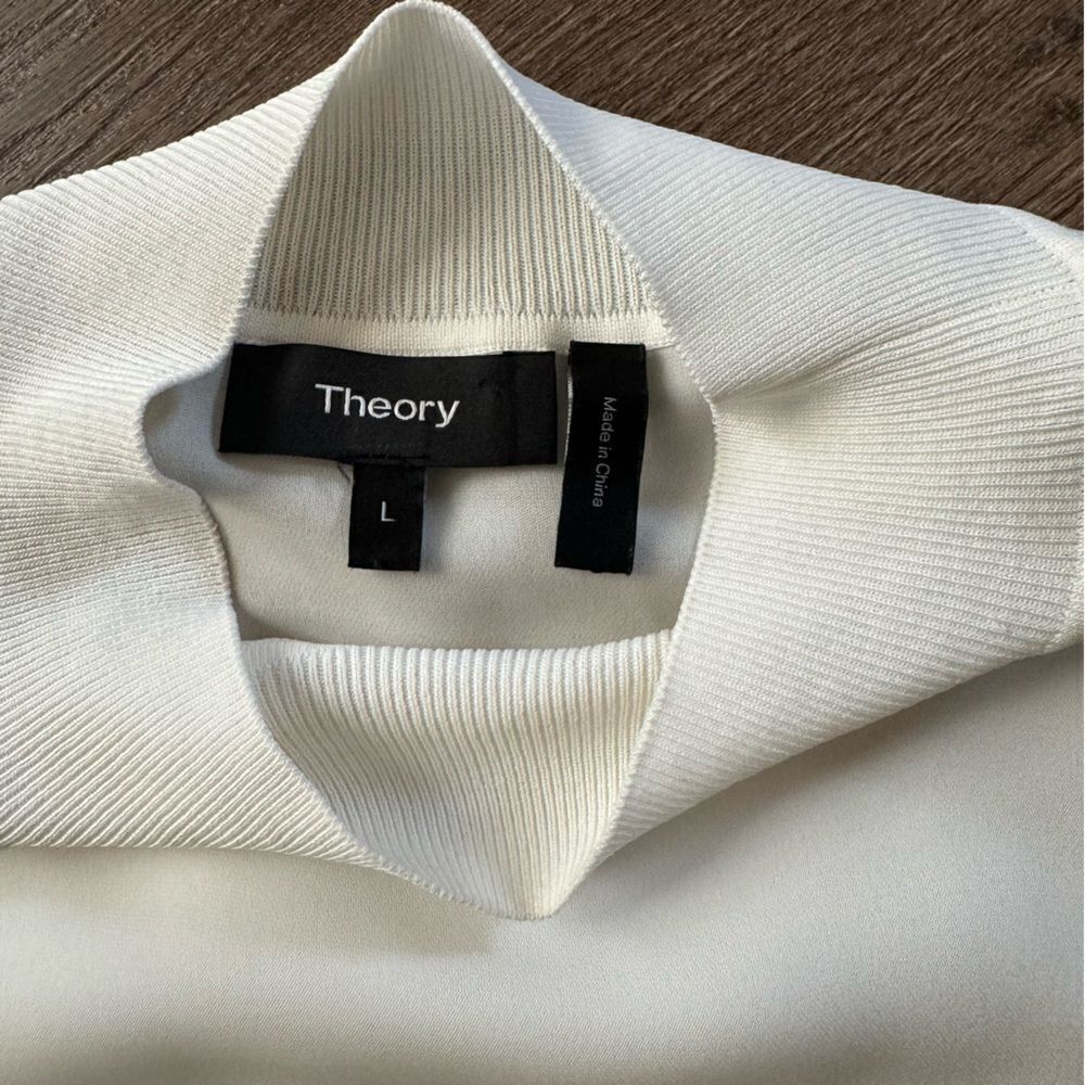 Theory | 100% Silk Ribbed Neck Shell Top - Picture 2 of 10